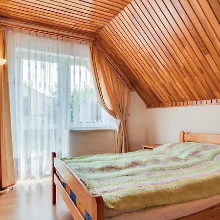 2 Bedroom Pet Friendly In Mielno Holiday home *